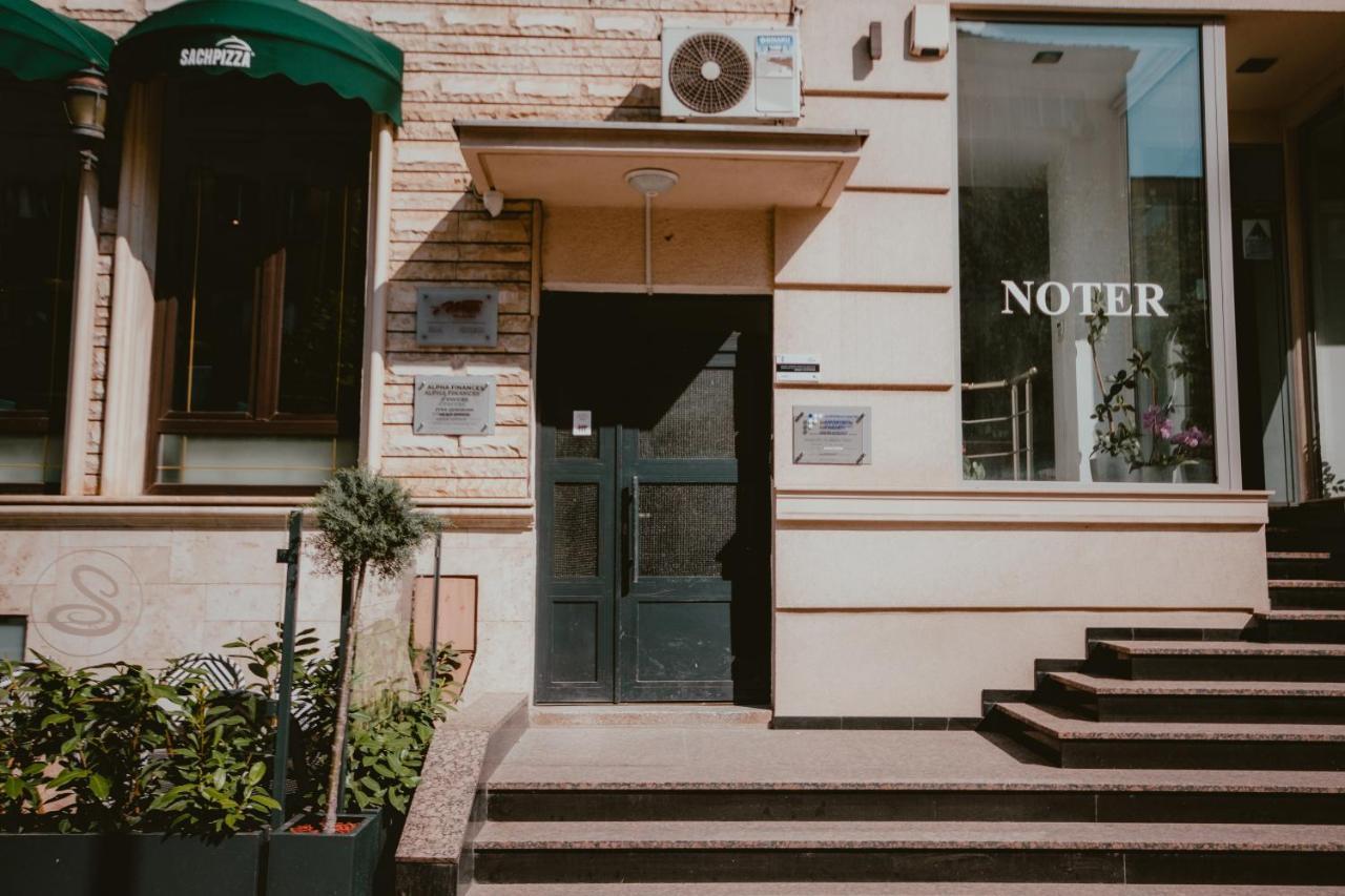 Bloom Suites Pristina Buitenkant foto